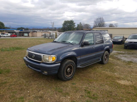 1998 Mercury Mountaineer for sale at CAR-MART AUTO SALES in Maryville TN