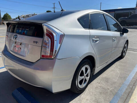 2014 Toyota Prius Three