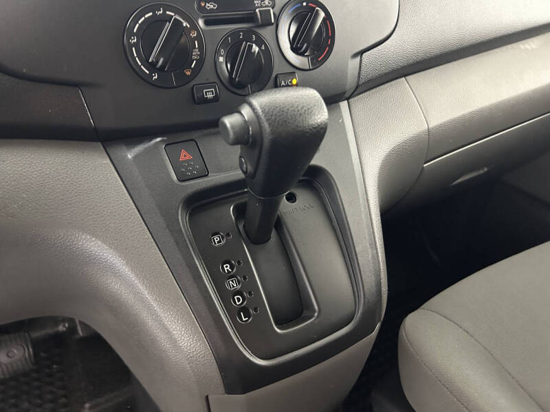 2021 Nissan NV200