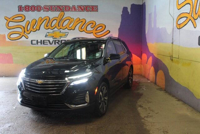 Used 2022 Chevrolet Equinox Premier with VIN 2GNAXXEV4N6110004 for sale in Grand Ledge, MI