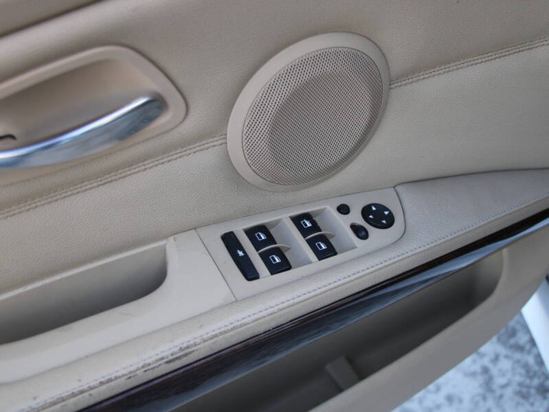 2011 BMW 3 Series 328i