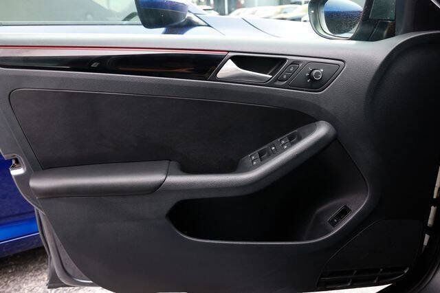 2017 Volkswagen Jetta 2.0T GLI