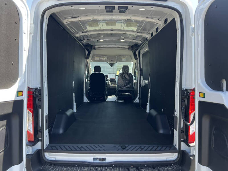 2026 Ford Transit 250