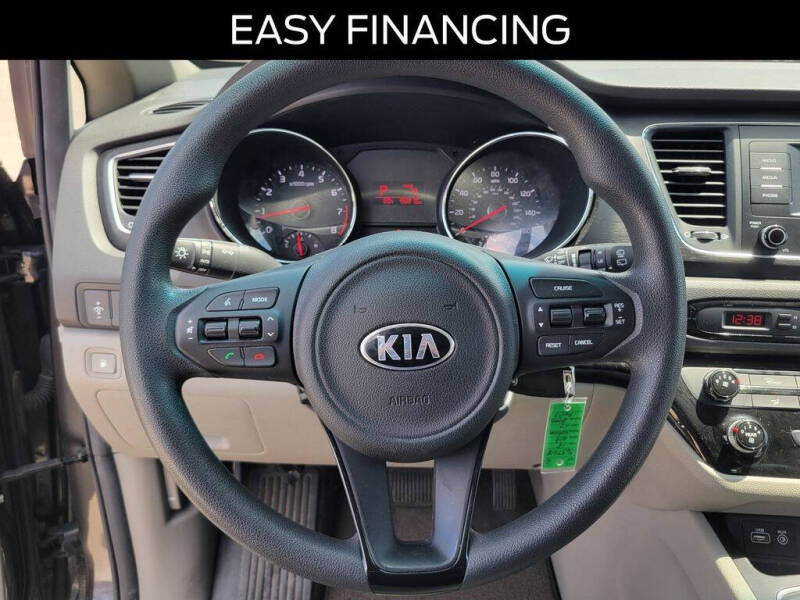 2018 Kia Sedona LX