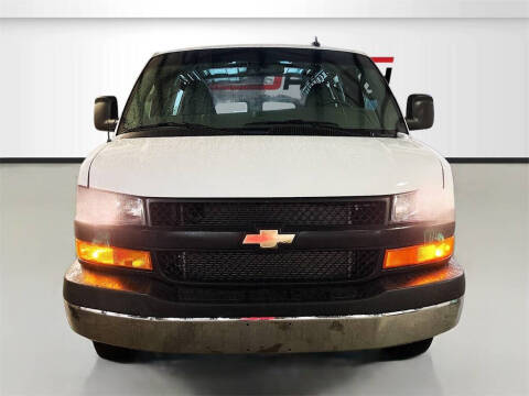 2024 Chevrolet Express 2500