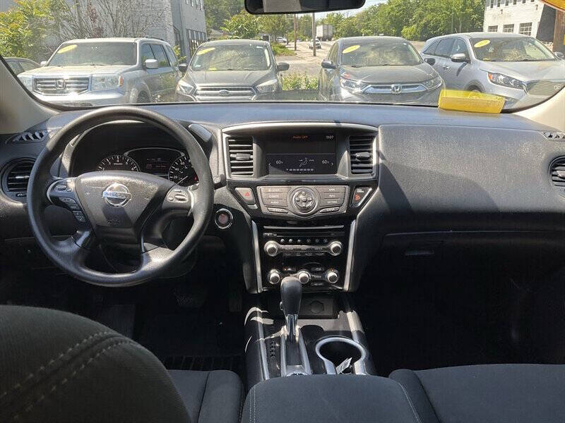 2017 Nissan Pathfinder S