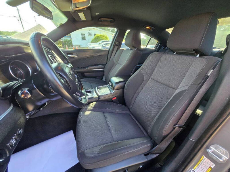 2019 Dodge Charger SXT