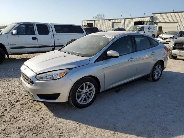 Silver 2015 Ford Focus SE SE 4dr Sedan 2