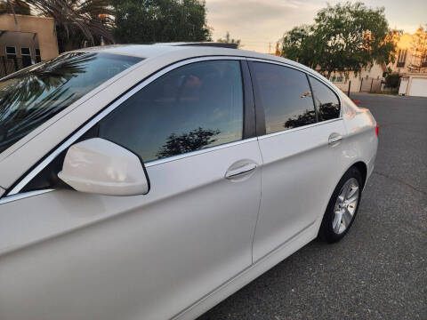2012 BMW 5 Series 528i