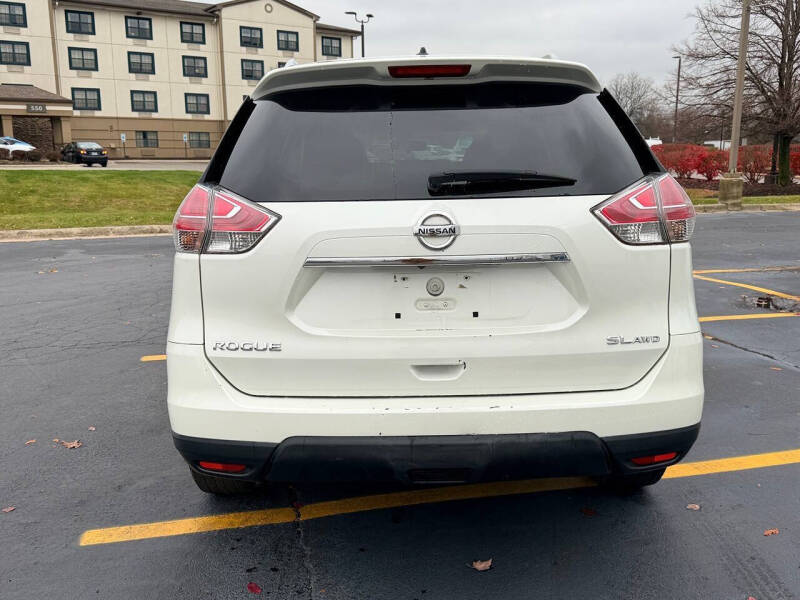 2015 Nissan Rogue SV