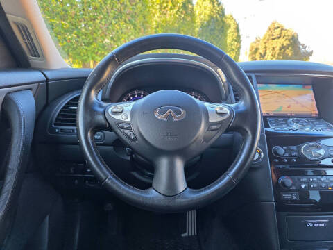 2013 Infiniti FX37