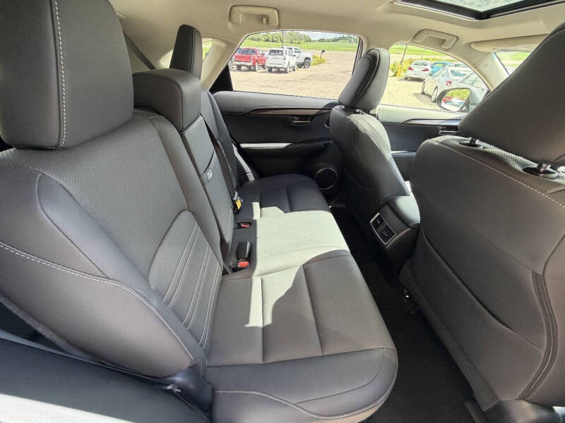 2017 Lexus NX 200t