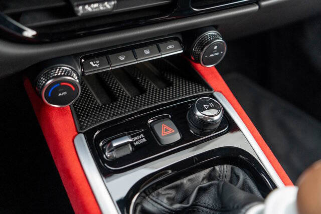 2026 Lotus Emira V6 SE