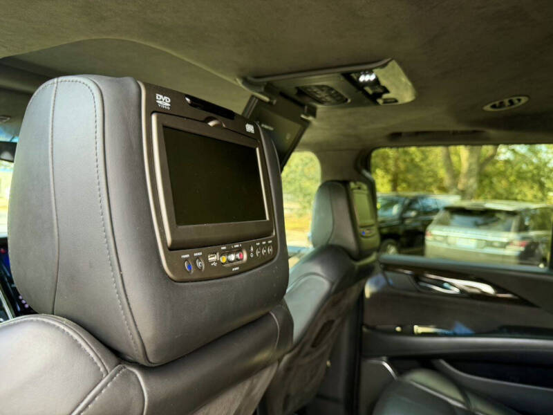 2015 Cadillac Escalade ESV Platinum