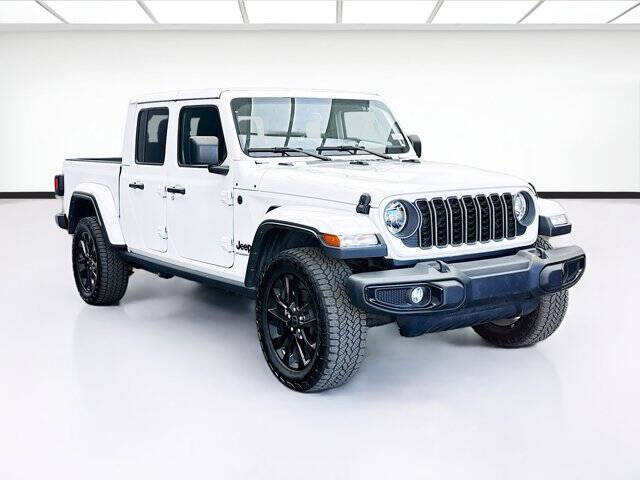 2025 Jeep Gladiator NightHawk