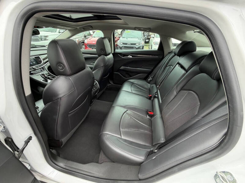 2018 Buick LaCrosse Essence
