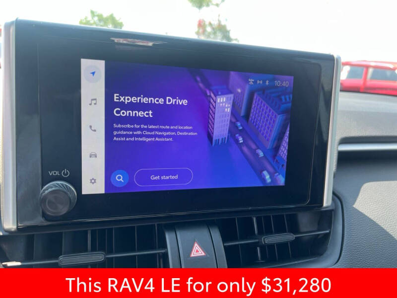 2025 Toyota RAV4 LE