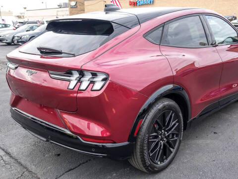 2025 Ford Mustang Mach-E Premium