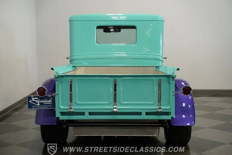 1932 Ford F-100