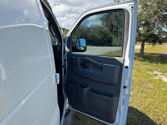 2017 Chevrolet Express 2500