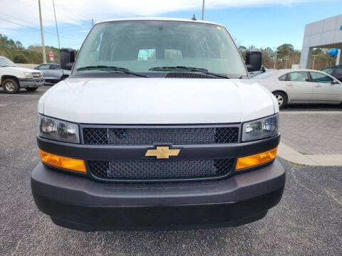 2025 Chevrolet Express 2500