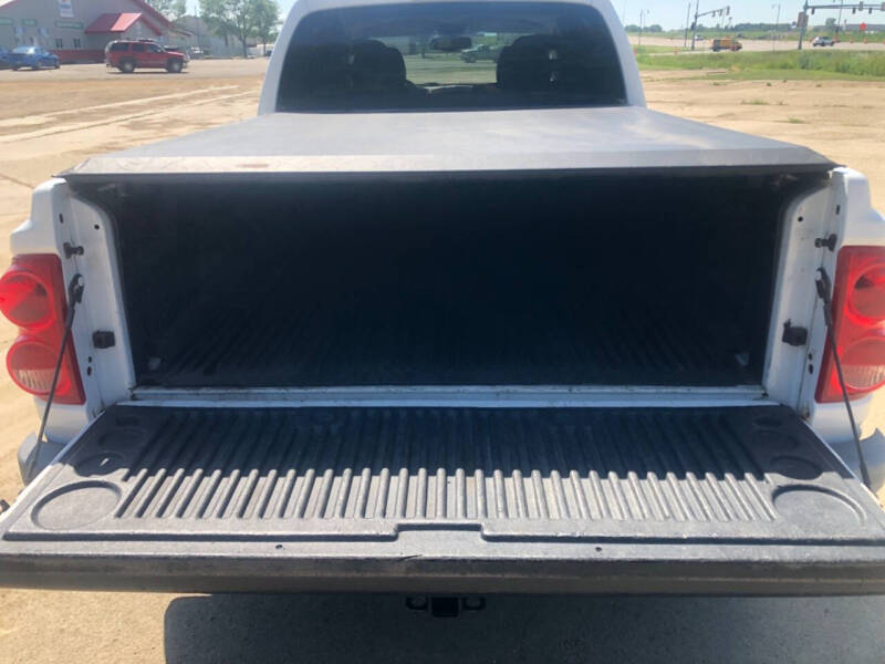 2005 Dodge Dakota Laramie