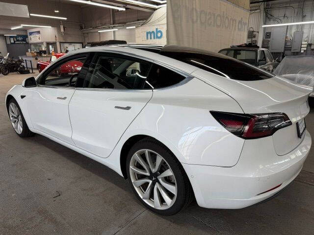 2020 Tesla Model 3 Standard Range Plus
