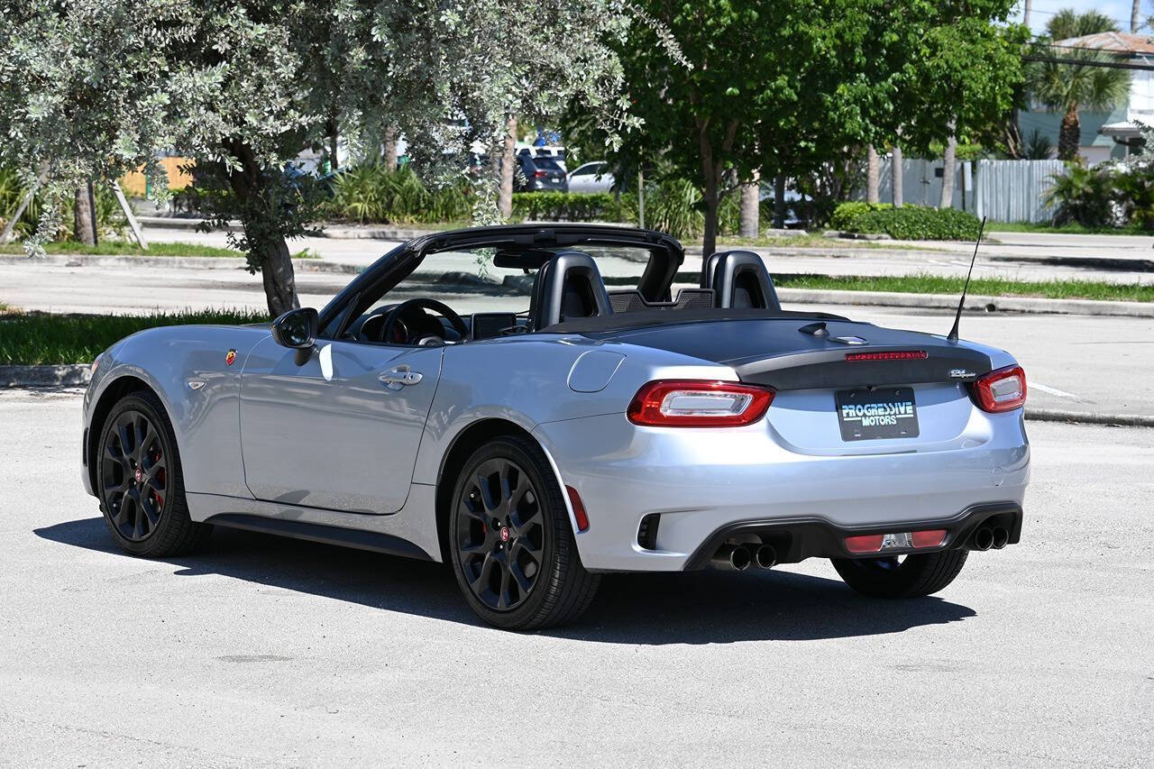 2018 FIAT 124 Spider 8
