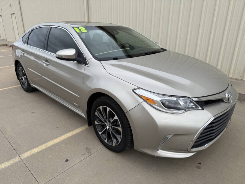 2018 Toyota Avalon XLE Premium's photo