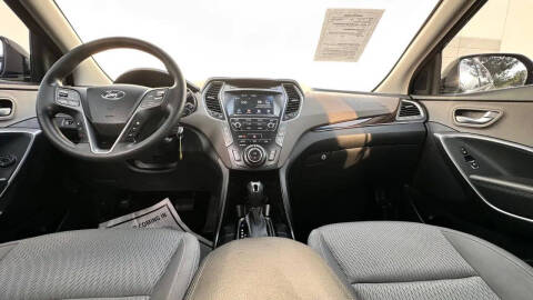 2019 Hyundai Santa Fe XL SE