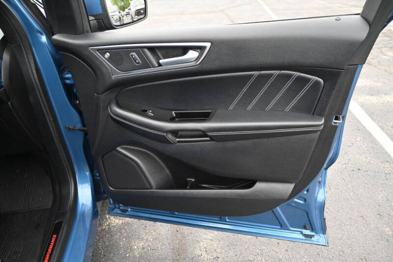2019 Ford Edge ST