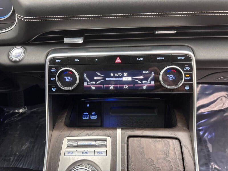 2024 Genesis GV80 2.5T