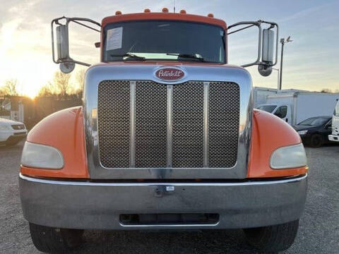 2016 Peterbilt 337