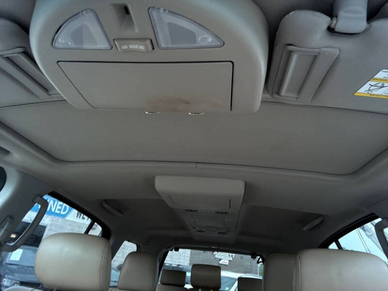 2012 Nissan Armada Platinum