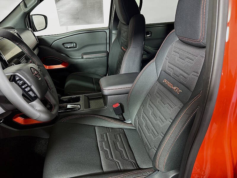 2025 Nissan Frontier