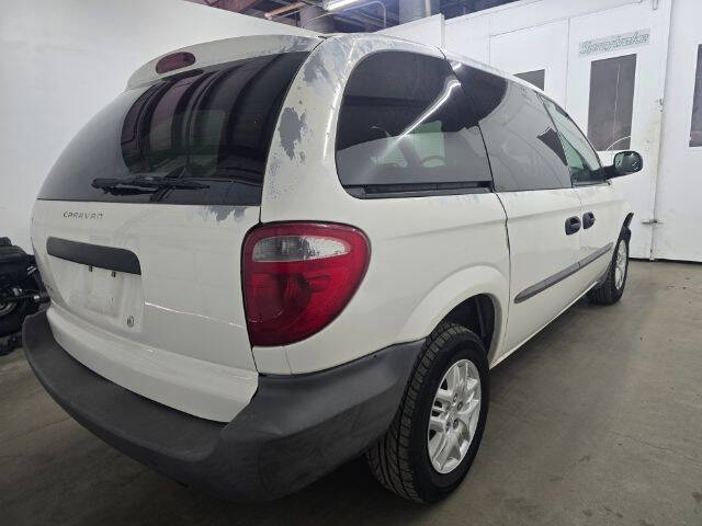 2004 Dodge Caravan SE