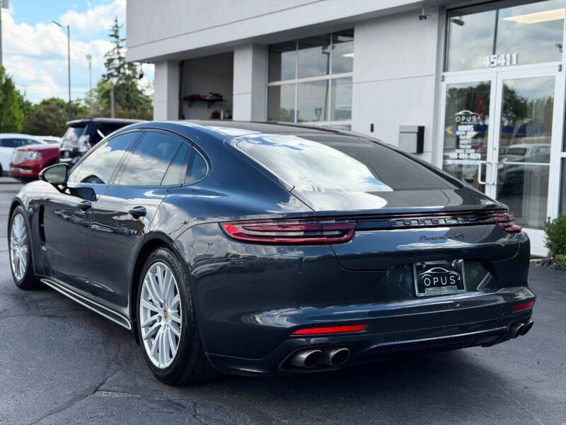 2017 Porsche Panamera 4S