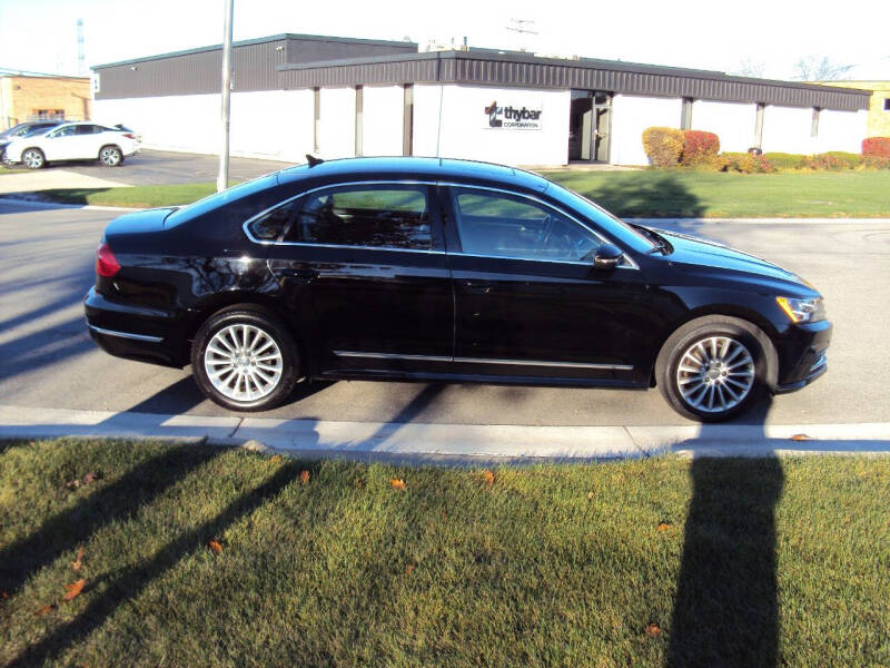 2016 Volkswagen Passat SE photo 9