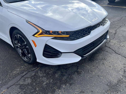 2023 Kia K5