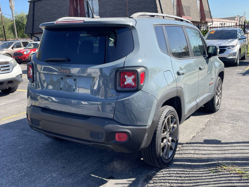 2016 Jeep Renegade Latitude 75th Anniversary