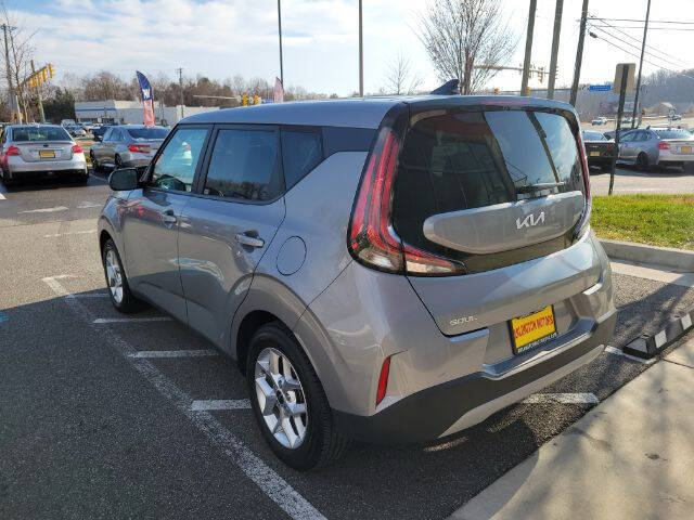 2023 Kia Soul LX