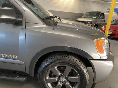 2015 Nissan Titan SV