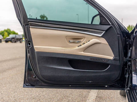 2011 BMW 5 Series 550i