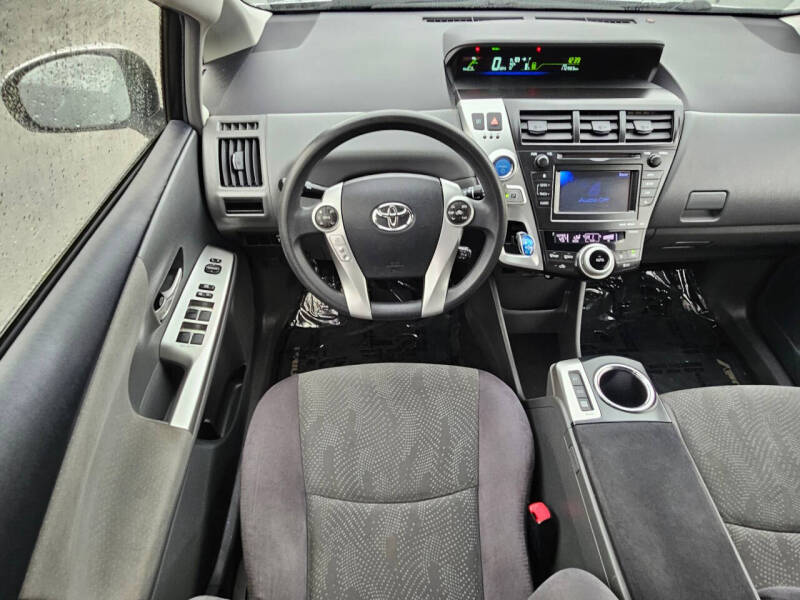 2012 Toyota Prius v Two