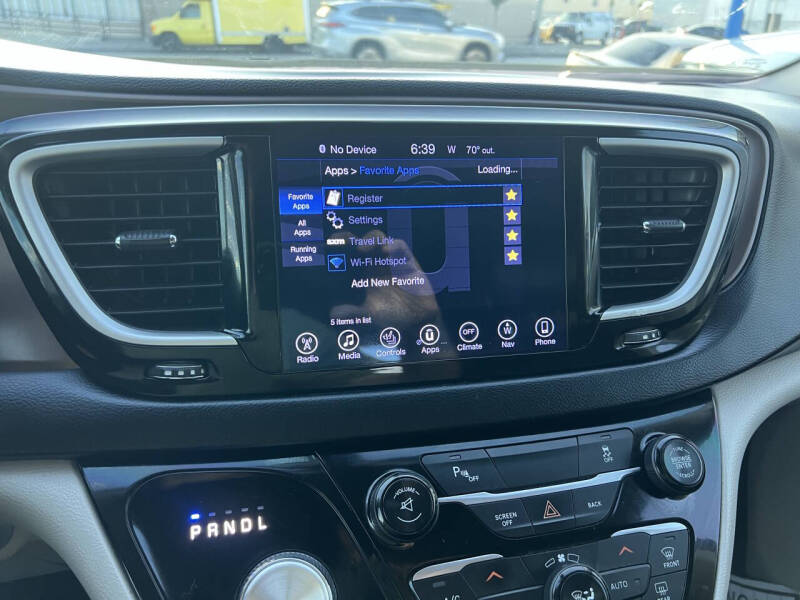 2017 Chrysler Pacifica Touring Plus