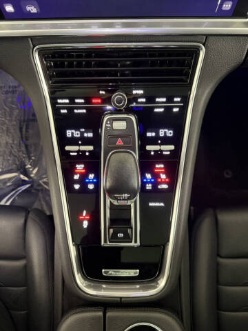 2023 Porsche Panamera