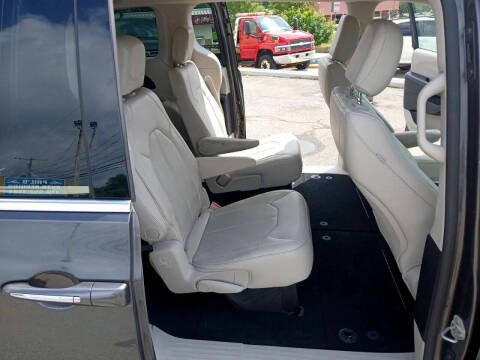 2021 Chrysler Pacifica Touring L