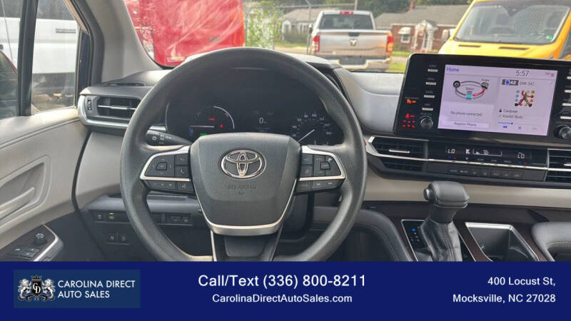 2021 Toyota Sienna LE 8-Passenger