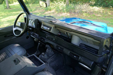 2000 Land Rover Defender