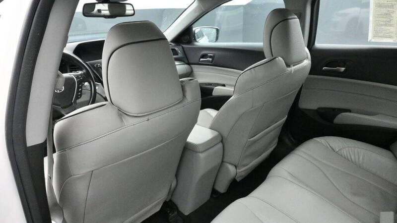 2020 Acura ILX w/Premium